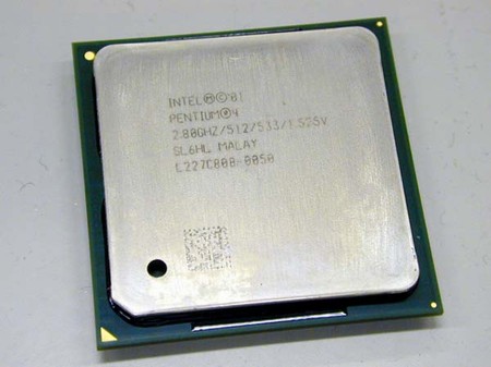 pentium(r)4 cpu 2.40ghz 2.39ghz 512mb内存可以玩真三国无双3和4么